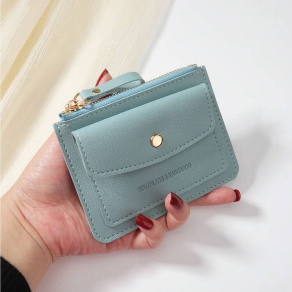 Handbags - ⚠️Clearance Small Blue Wallet / Cardholder